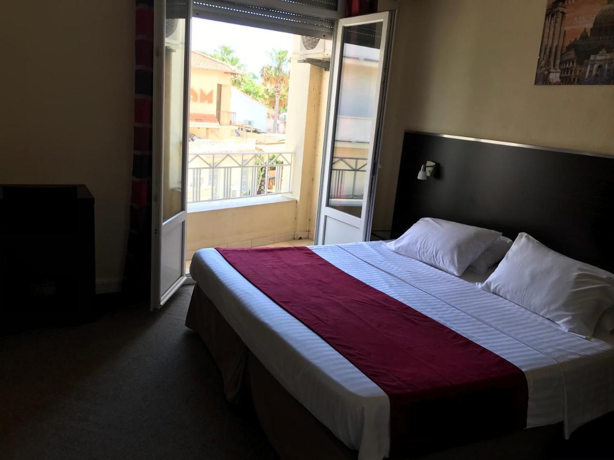 Hotel Savoy Juan-les-Pins Exteriör bild